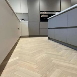 engineered oak herringbone flooring